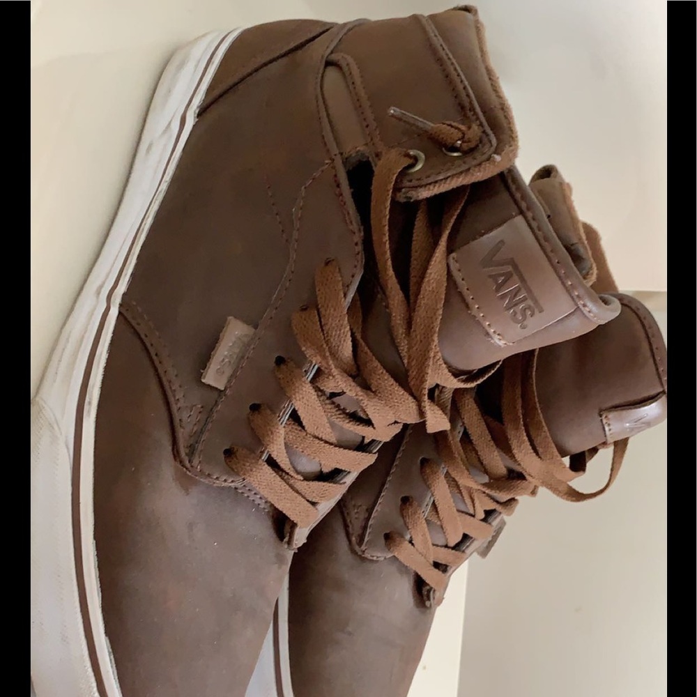 Men’s Vans Faux Suede Shoes 10.5